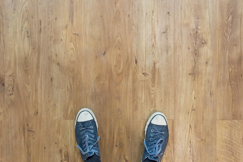 Luxury Vinyl Plank (LVT)